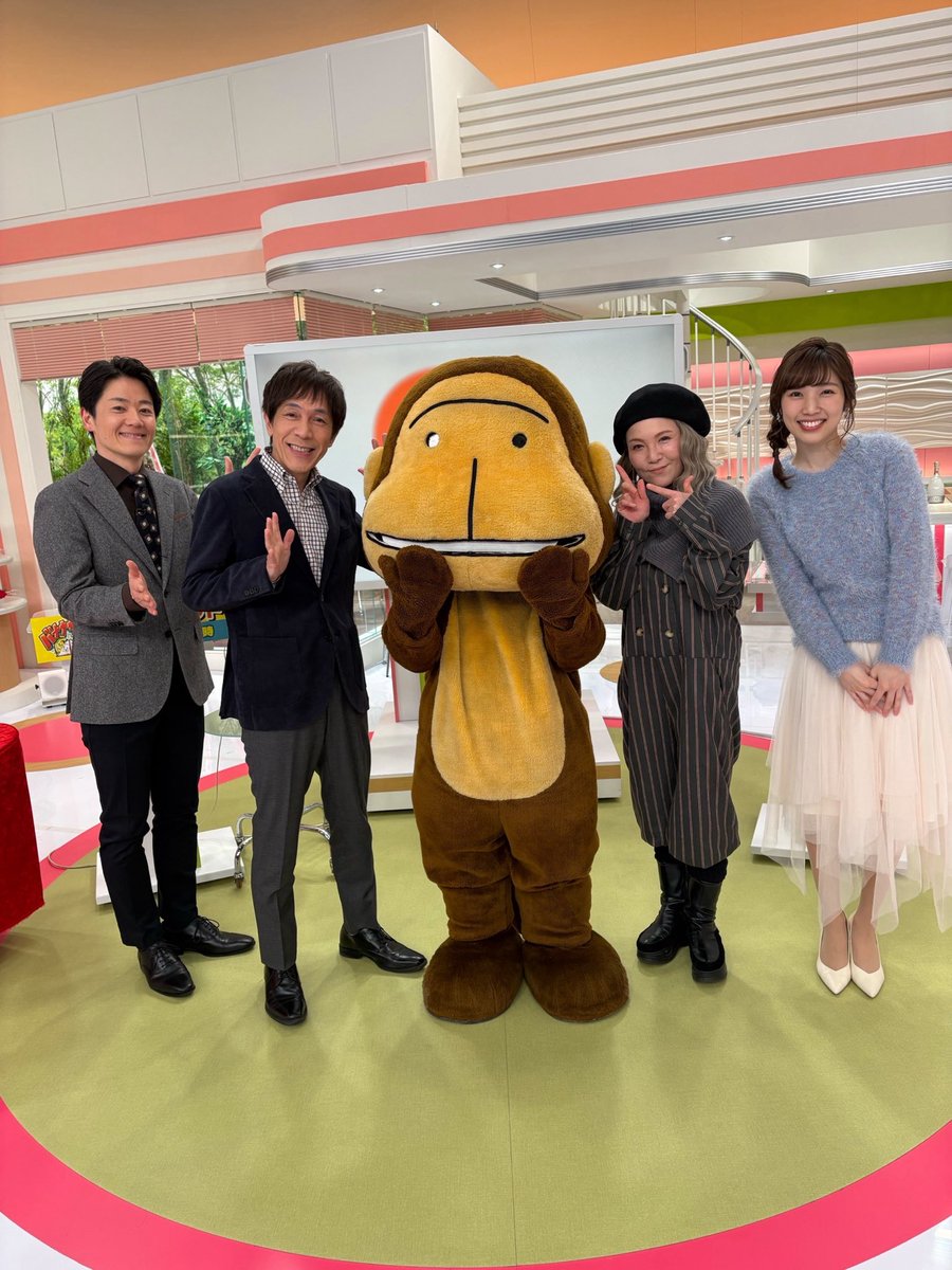 今週火曜日は、年内最後の「今日ドキッ！」出演でした。
30年以上の付き合いになる小橋亜樹ちゃんと一緒にコメンテーター。
年明け初回出演は1月7日の予定です。
HBCテレビ「今日ドキッ！」、来年もよろしくお願いします👍

#HBC #今日ドキッ #もんすけ