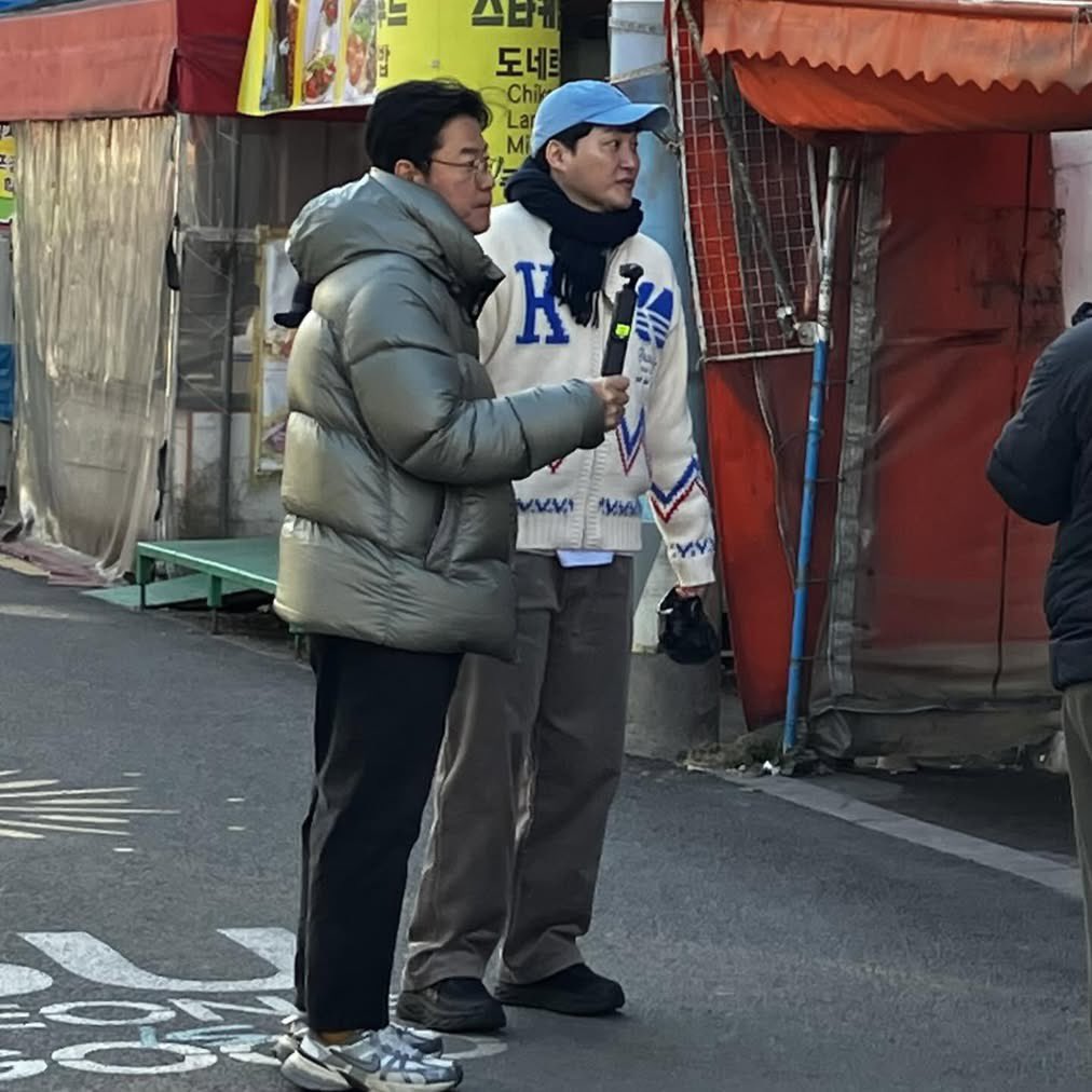 8시간 전...? 또 뭐야 근데 댐 턱선 무슨 일이야?