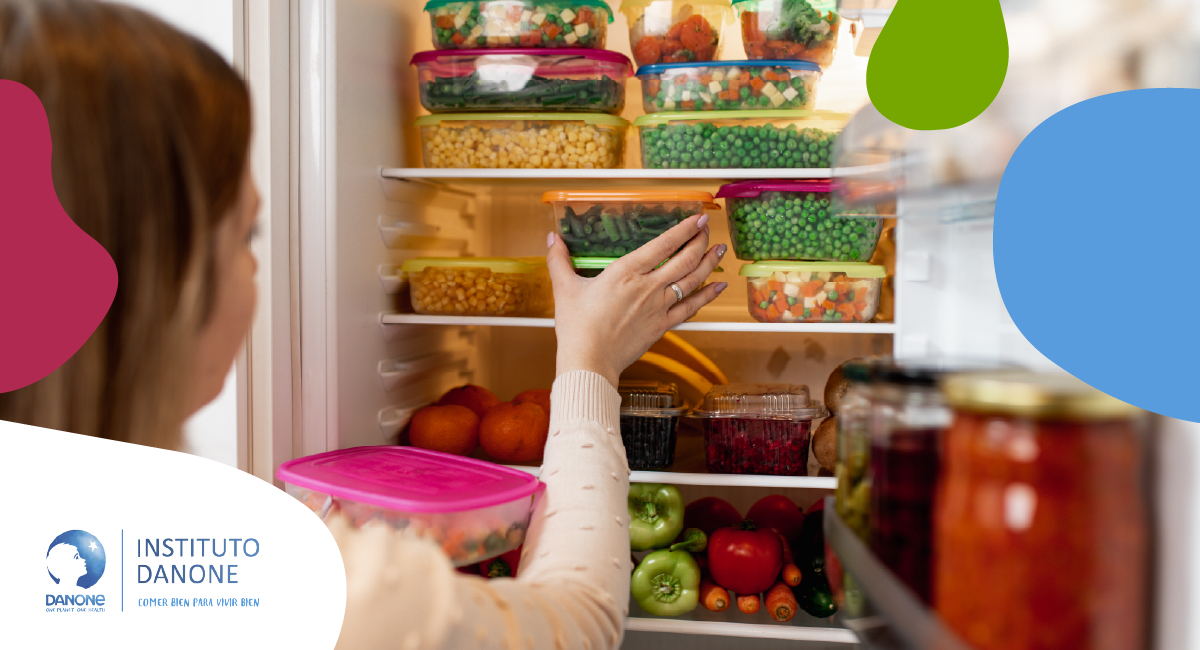 🥕 Las sobras navideñas son una oportunidad perfecta para reducir el desperdicio alimentario.
Con un poco de planificación y creatividad, pueden convertirse en recetas equilibradas, sabrosas y nutritivas que aprovechen al máximo cada ingrediente.

Reaprovechar alimentos no solo