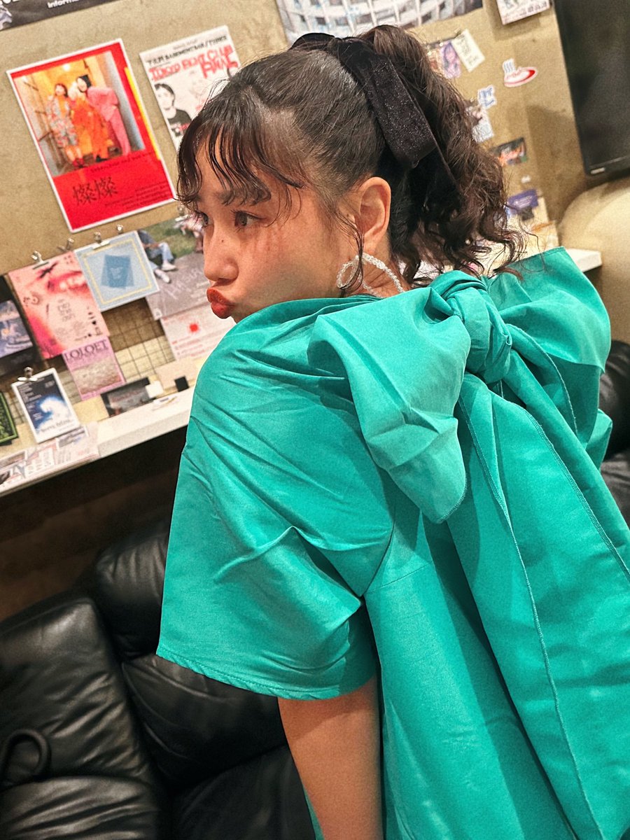 yrrr_1004's tweet image. Merry Christmas .... ❤︎

昨日は下北沢THREE
来てくれたみんなどうもありがとう ❤︎

今年は
お誕生日やクリスマスイブという
季節行事にライブをしたから
全力でイベントを楽しめて
最高にハッピーでした💚💚💚

2025年、残すところあと1本
最後の最後まで大切に歌うね ❤︎