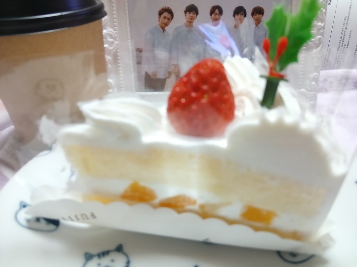 食べたぼよ- ̗̀ 🤍🎄𝑀𝑒𝑟𝑟𝑦 𝐶ℎ𝑟𝑖𝑠𝑡𝑚𝑎𝑠🎄🤍 ̖́-❄️𓂂𓈒𓏸