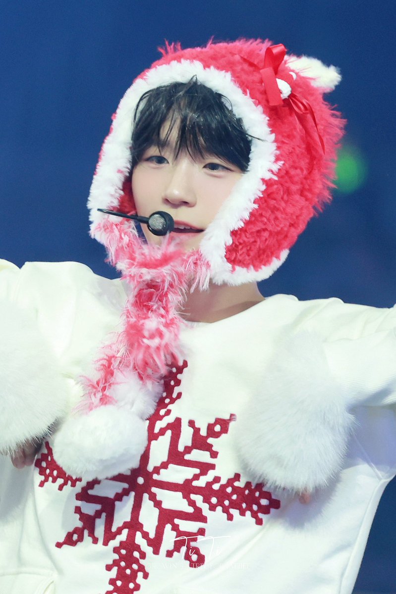 ti_growing_tree's tweet photo. 251225

🎄

#NCTWISH #엔시티위시   #NCT  
#JAEHEE #재희 #ジェヒ https://t.co/jqqKrZ8Wfa