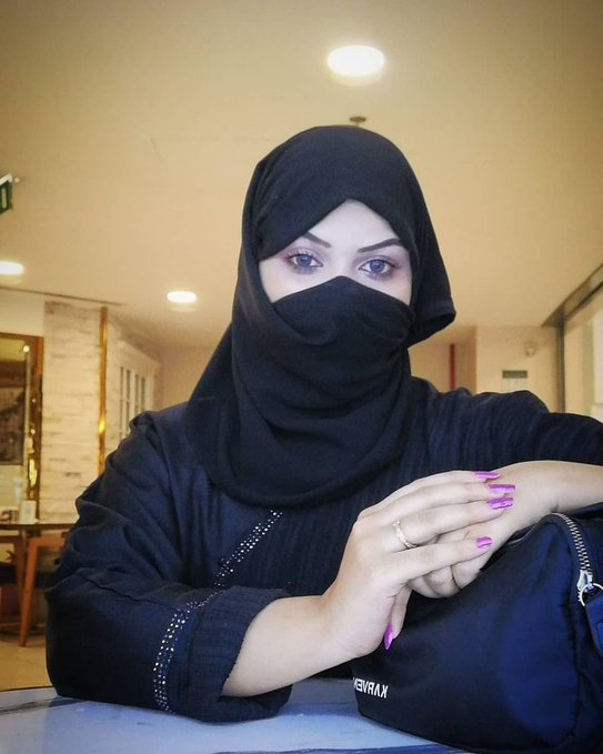 MaryaAbdollah's tweet photo. تعلق بالناس بسهولة؟ https://t.co/GDkccqvf2r