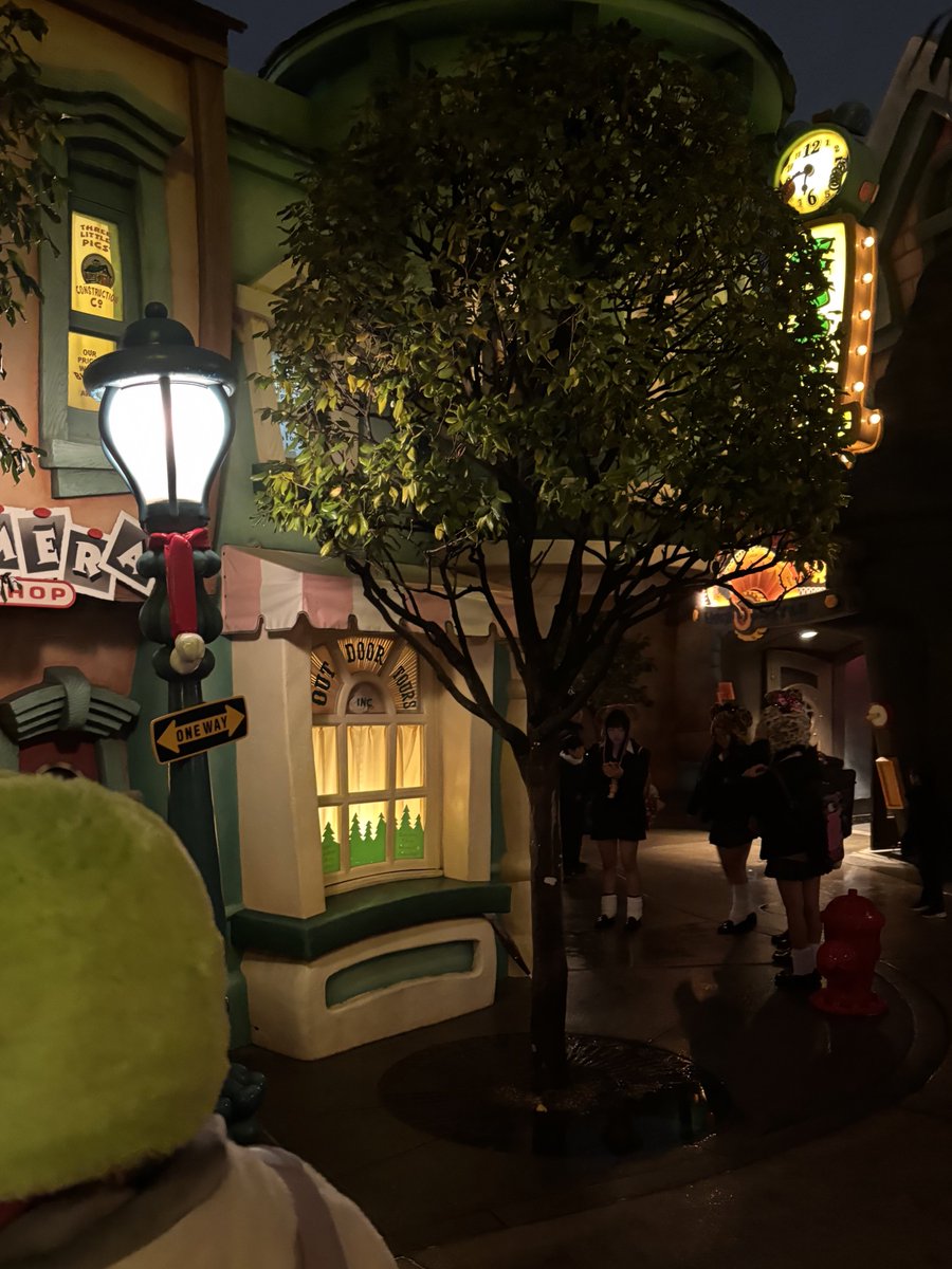 tma_428's tweet photo. 好きな人と初ディズニーいってきたんだよね。
嬉しさとか楽しさとかドキドキ、ワクワク、夢。お金じゃ買えない大切なものばっかりくれるんだよね。
俺にとっての光なんだ
特別な日に特別な人と特別な場所で特別な思い出と宝物をくれたこの人がホントにすき。
ただそれだけの投稿スピ https://t.co/zEeLpK4ECw