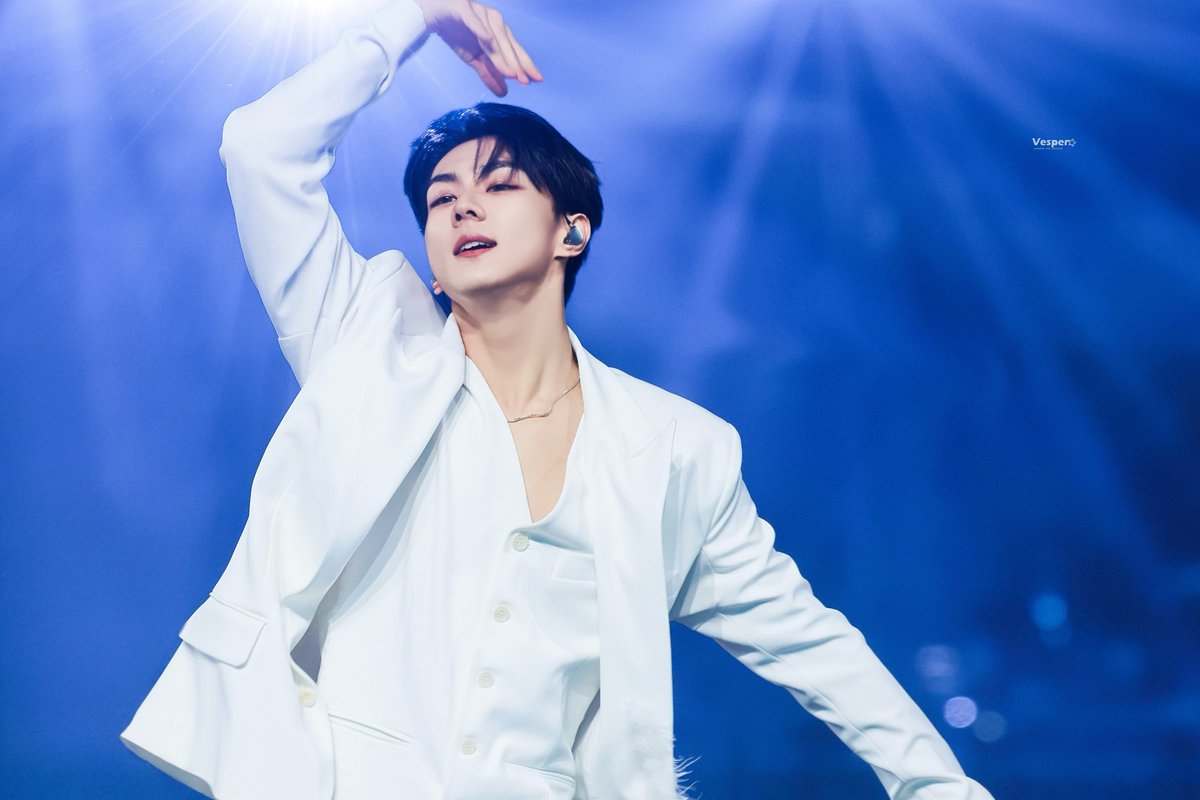 lip ≽^•⩊•^≼ (@lovedgarden) on X