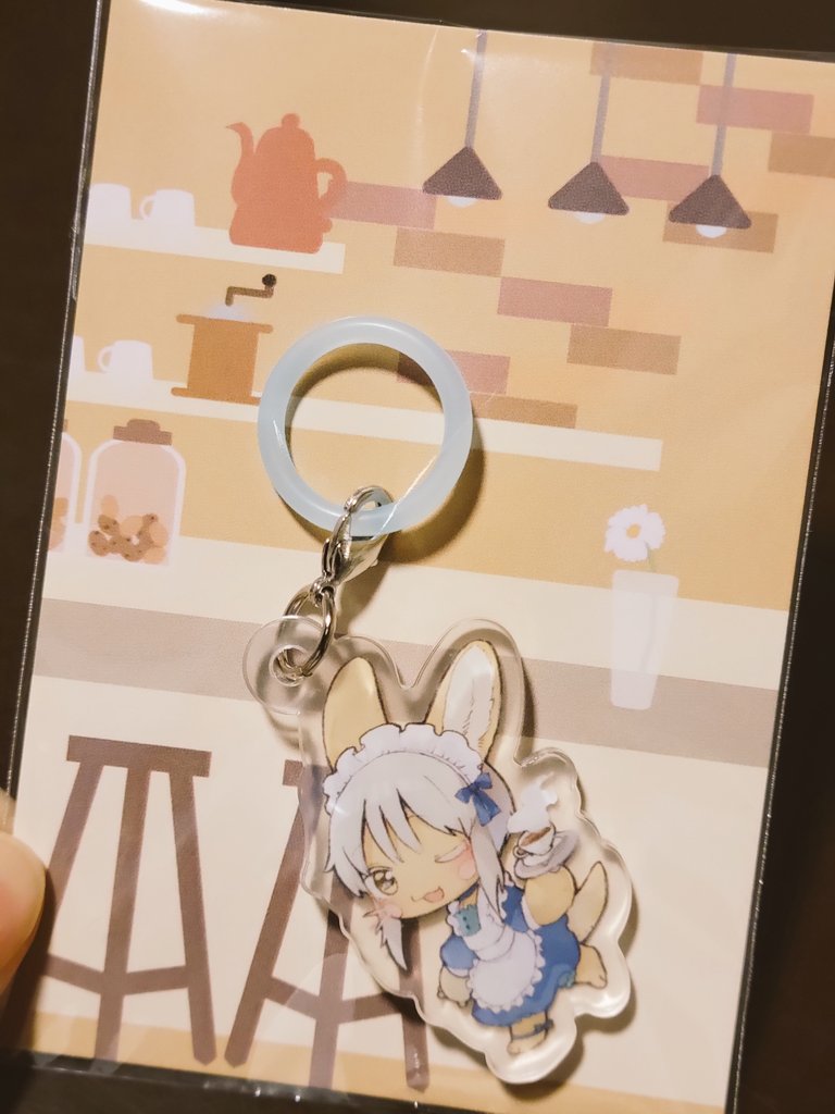 アンブレラマーカー届いた〜🐰 傘の目印のほかに、輪っかが伸びるので