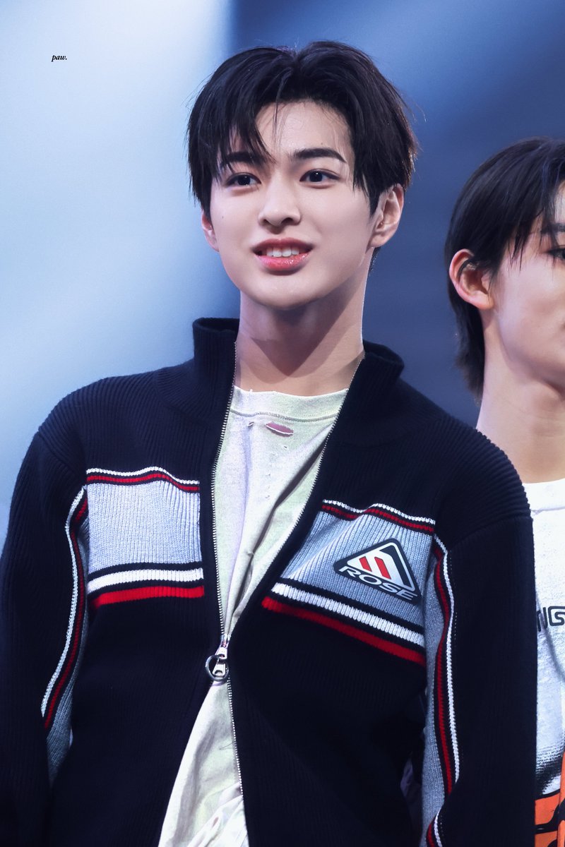 251225 

메리 크리스마스~🪄🧸
#KEONHO #건호 
#CORTIS #코르티스
#SBSGAYODAEJEON2025