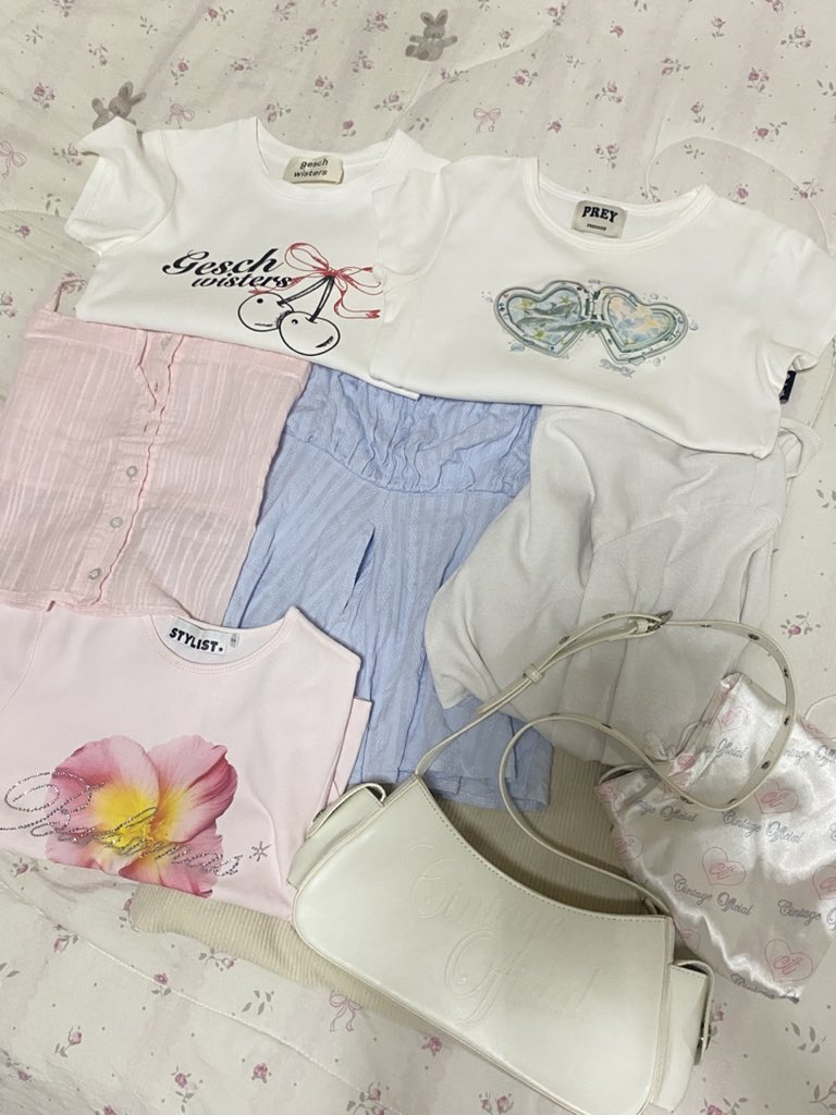 usedbymai✿ tweet media