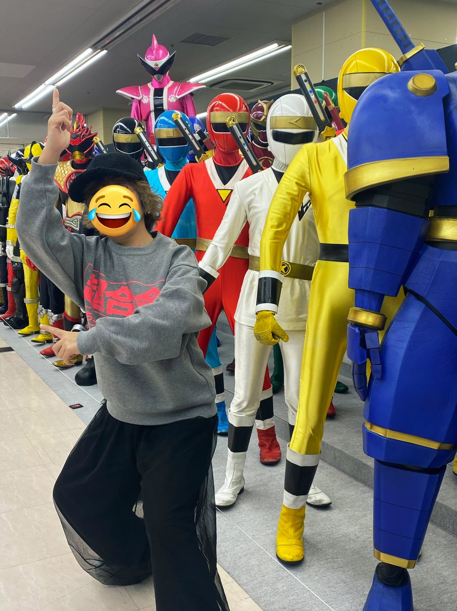 全く体重の乗せ方がなってない。
東京展(左右逆でポーズする凡ミス)でのサスケリベンジだったがまたしても失敗である

#全スーパー戦隊展_仙台