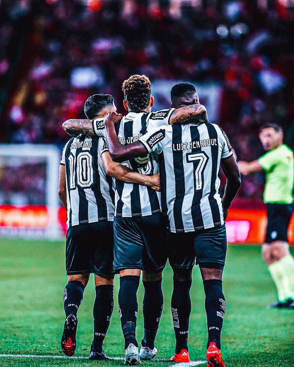 "Filho, deixa o papai te contar uma história..."