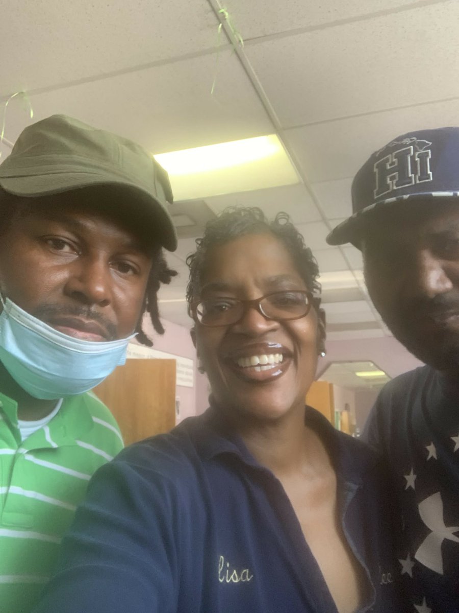 celeebrateus's tweet image. Merry Christmas everyone ❤️♥️💕💖💓 Please keep our beautiful brothers and sisters in recovery in your prayers. I pray 🙏 peace, blessings 🙌 and continued sobriety. #recoverymatters