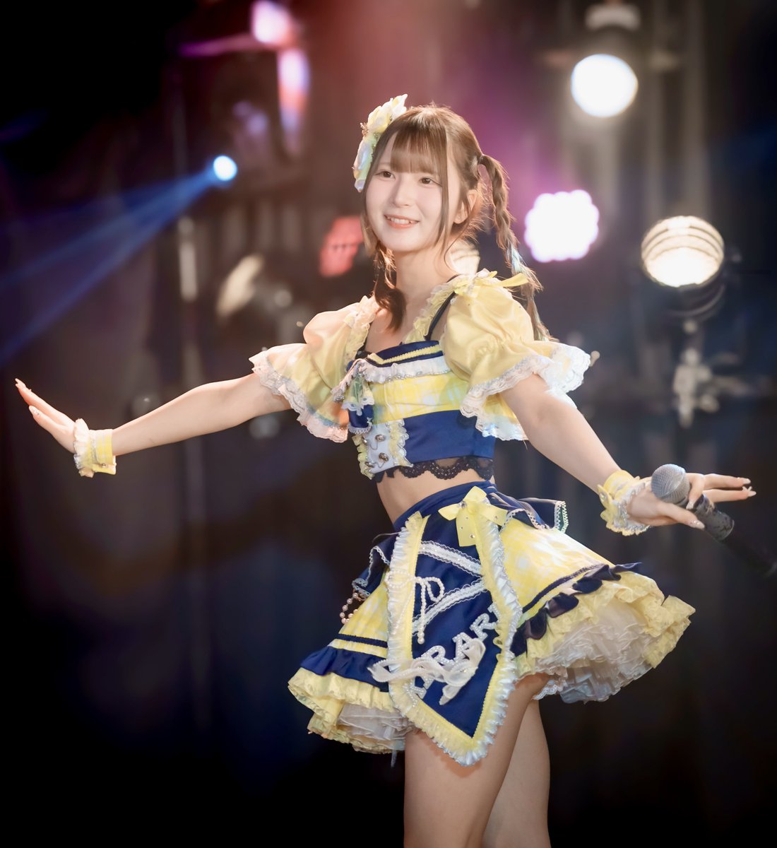 よっしーです Amazon.com: Trust Gaming GXT 278 Yozu Laptop Cooling Stand, Cooler