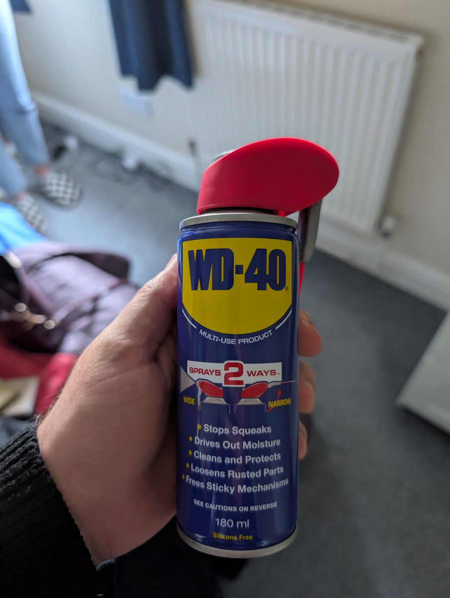 G9LCFC's tweet photo. @_ROUNDTHEBEND__ WD40 https://t.co/5cjXXCBUVk