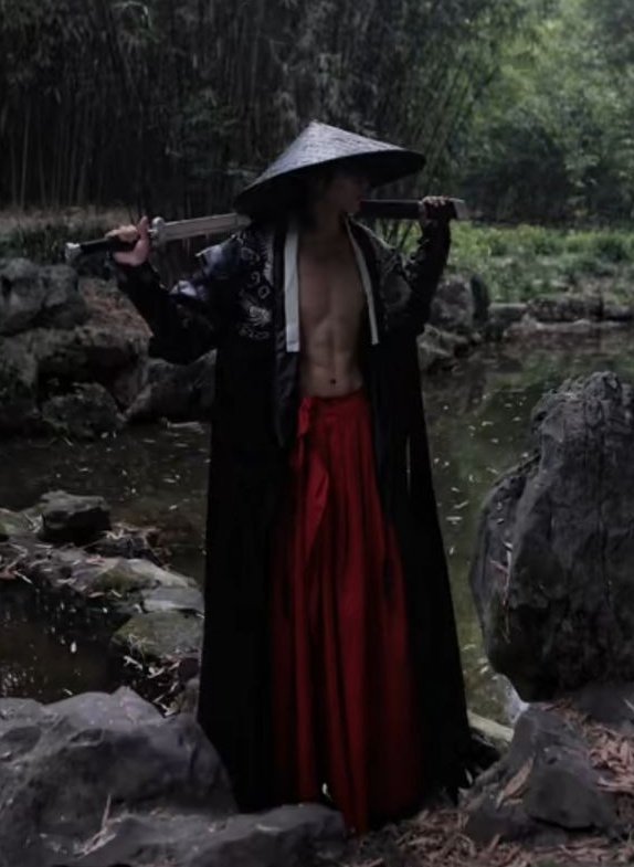 bom dia, leiam satin !! 🍅🌸🪡 spiritfanfiction.com/historia/satin… #sasusaku