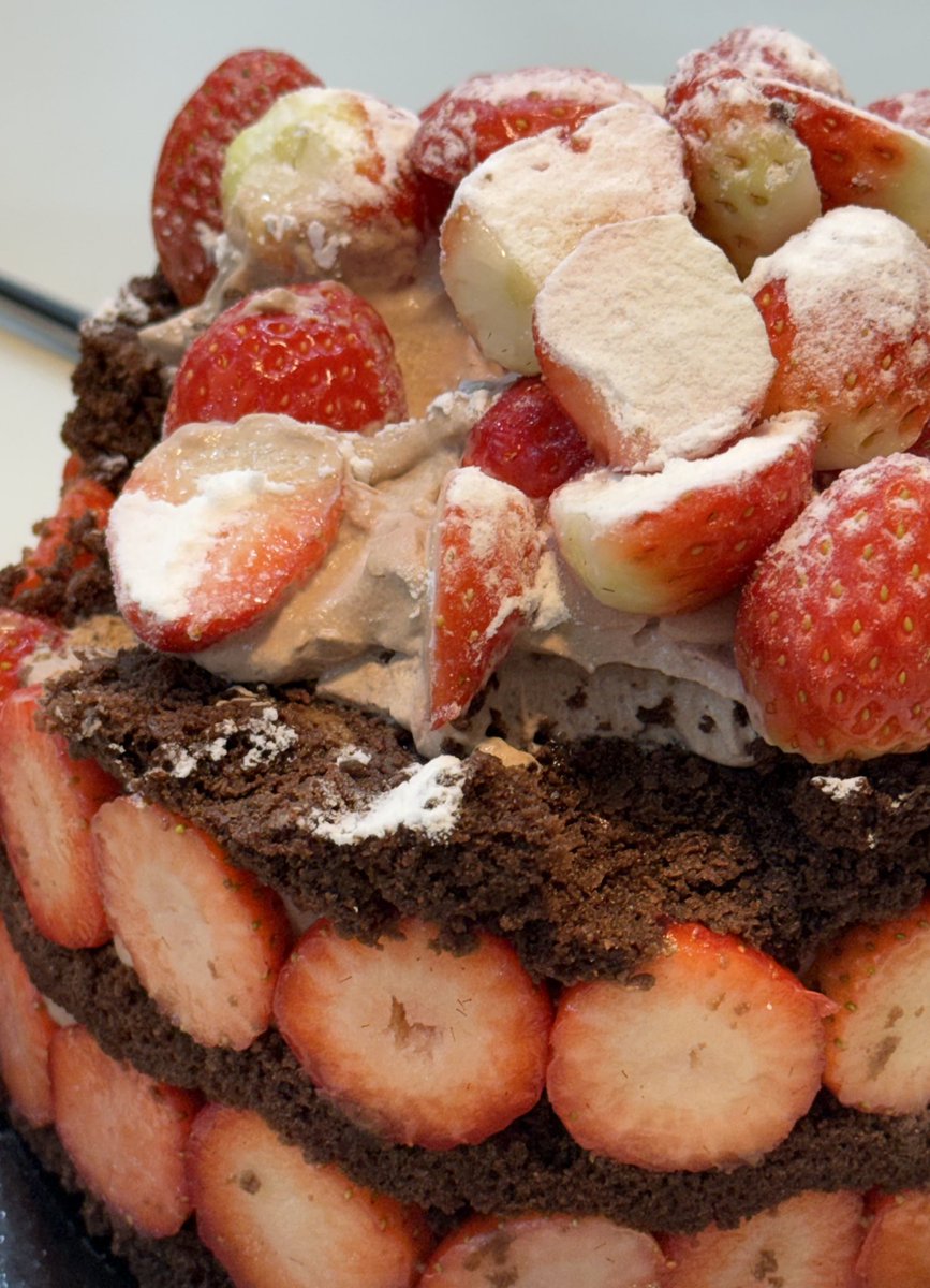 모양때문인줄 알았는데 빵이 쫀득해서 시루였구낭🍓