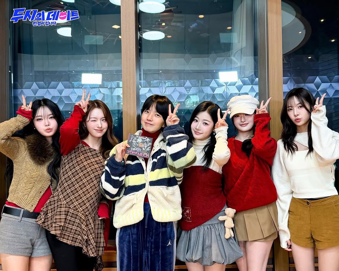 FIFTY FIFTY poses for photos following an MBC Radio Christmas special.