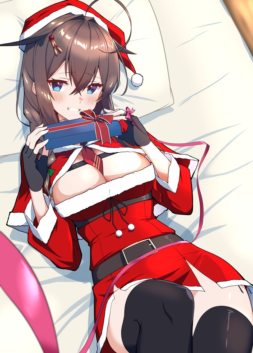 アップ時の画質テストでトリミング前の時雨を 