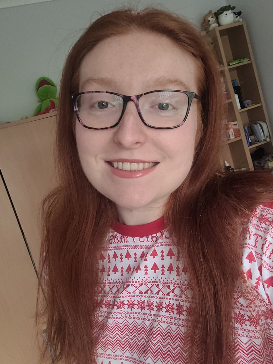 Chloe tweet media