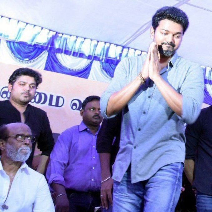 Sandy__offl's tweet photo. Aruvaa Boys nd other Group la irunthu remove pannirukkanuga💔💔 https://t.co/s6AYvaVXlw