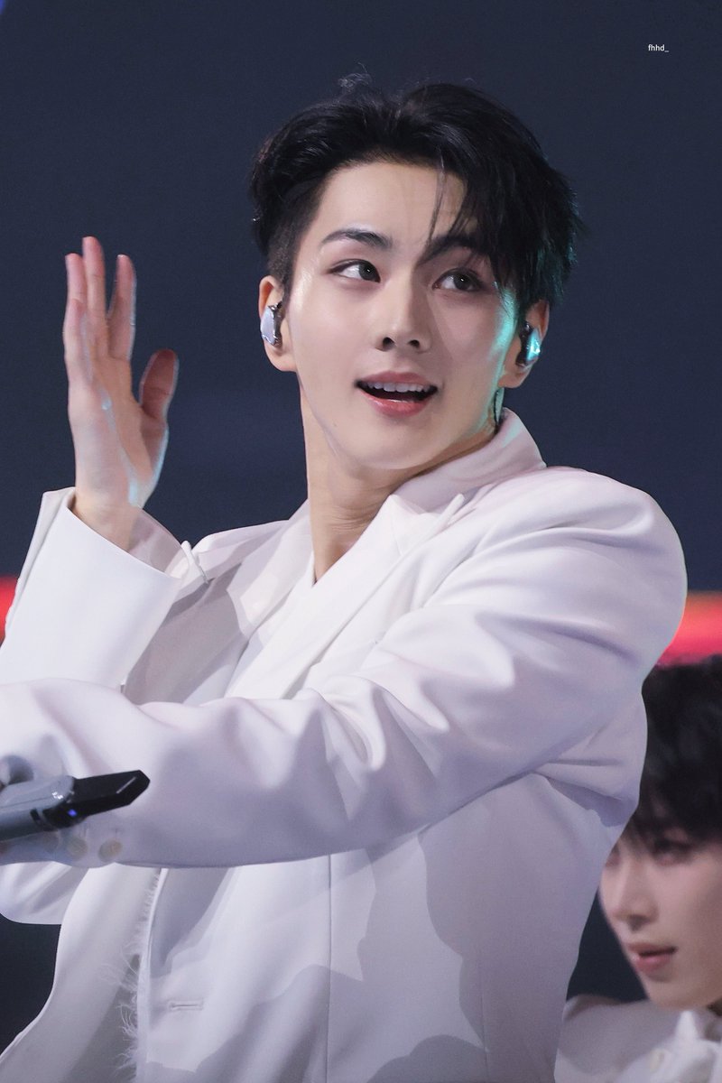 FFFFFF_0209's tweet image. 251225

#JUNGWON #양정원 #정원 #ジョンウォン
#엔하이픈 #ENHYPEN