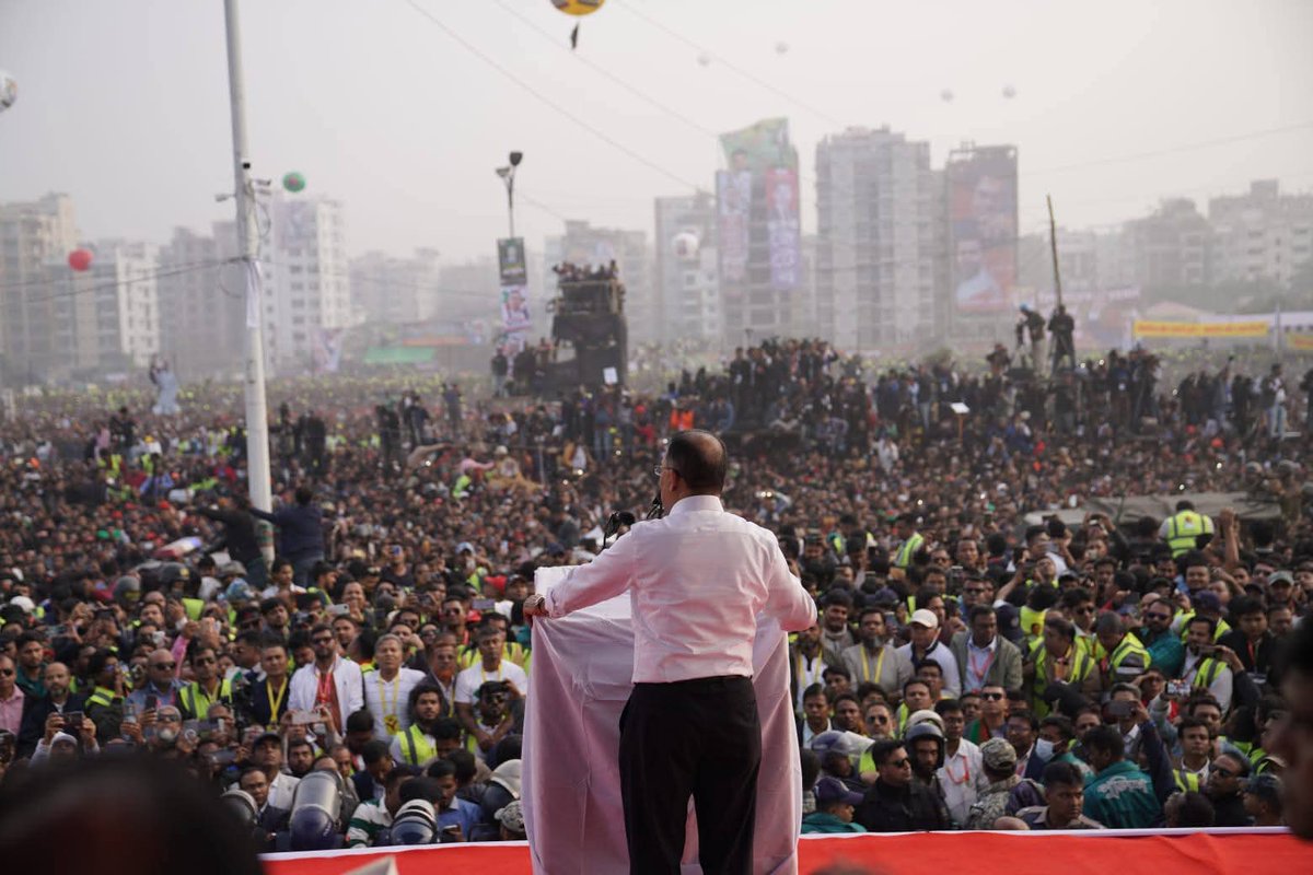 bdbnp78's tweet photo. The wait of 17 long years has finally come to an end.

Today, Dhaka witnessed history as millions of people gathered to welcome BNP Acting Chairman Tarique Rahman back to his homeland. After 17 years of political exile, the leader of the masses has returned to his motherland.
The people have spoken clearly, justice has prevailed.

#TariqueRahmanHomecoming
#TariqueRahman #BNP #Exile