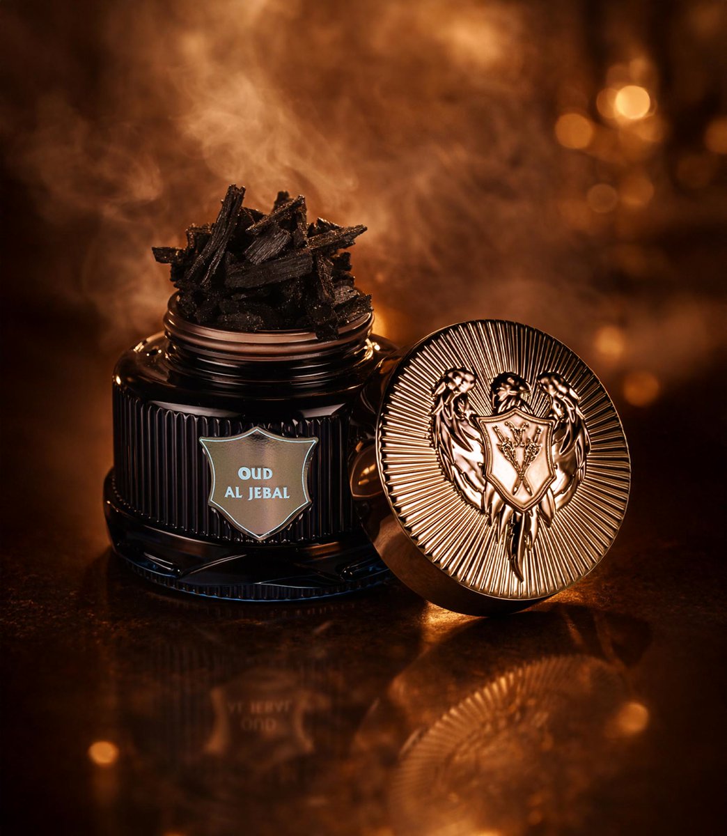 When the temperature drops, nothing warms a space like Oud al Jebal bakhoor by Arabian Eagle.

!أجواء باردة كهذه؛ يليقُ بها دفء كبير مع بخور عود الجبل من أرابيان إيغل