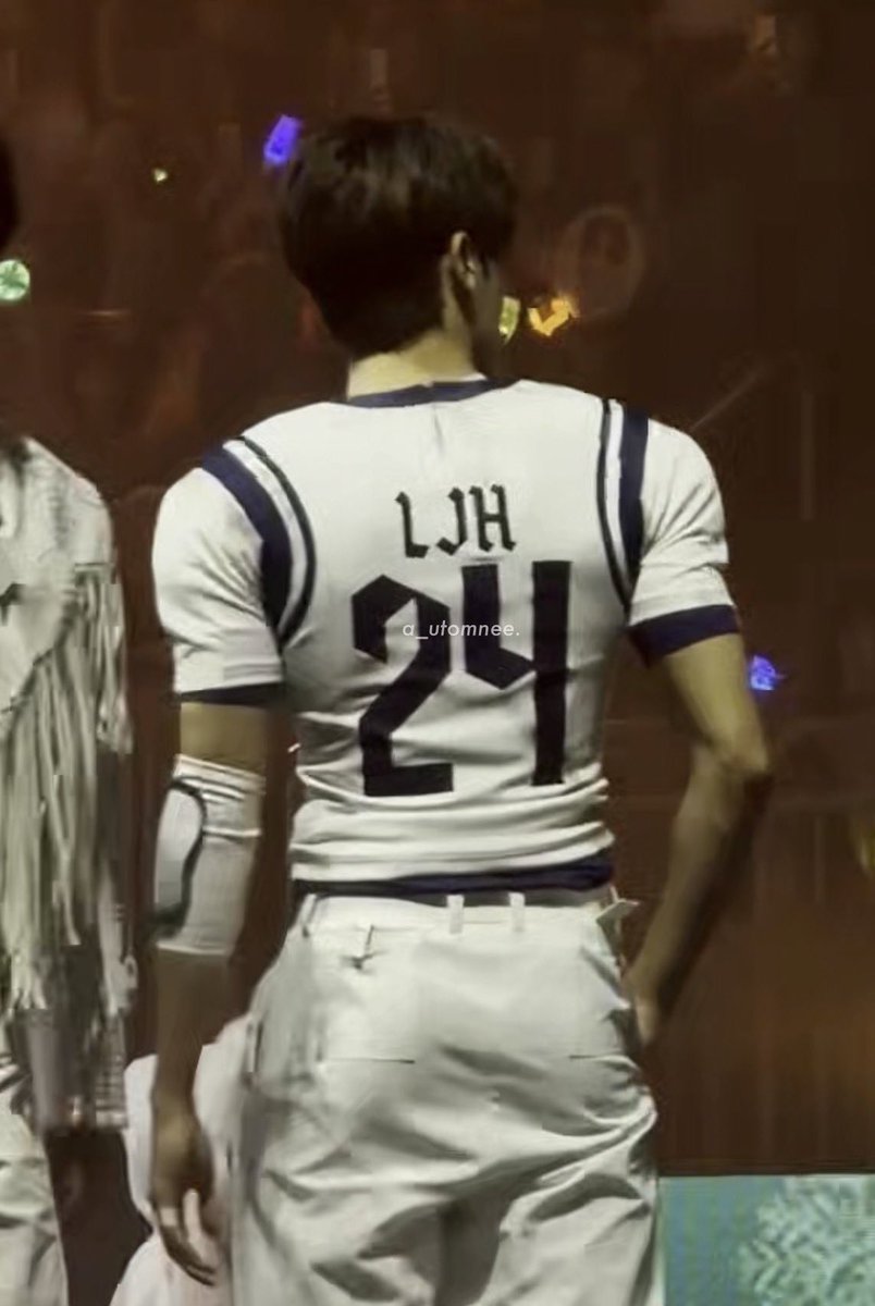 gulleungshot's tweet image. 2411존꼴진짜