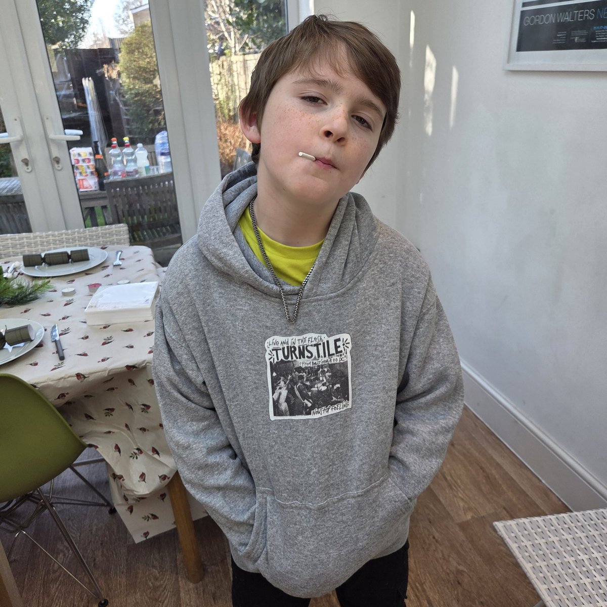 Chefandclobber's tweet photo. My 9 year old boy asking for his favourite bands merch for Christmas.
Legend 

@TURNSTILEHC https://t.co/aNQgXgQHNF