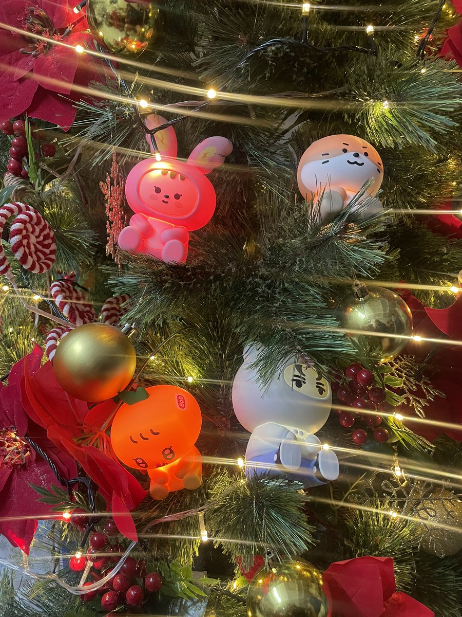 hanniesaurs's tweet image. merry christmas carats, pt. 5 ✧

Your Wish List up to ₱600

♡ rt
♡ answer the form

details inside!

🔗tinyurl.com/fromeya71

⊹ 2 winners
⊹ ends on Dec. 30
⊹ free sf and pf
⊹ must be patient!

good luck 🍀