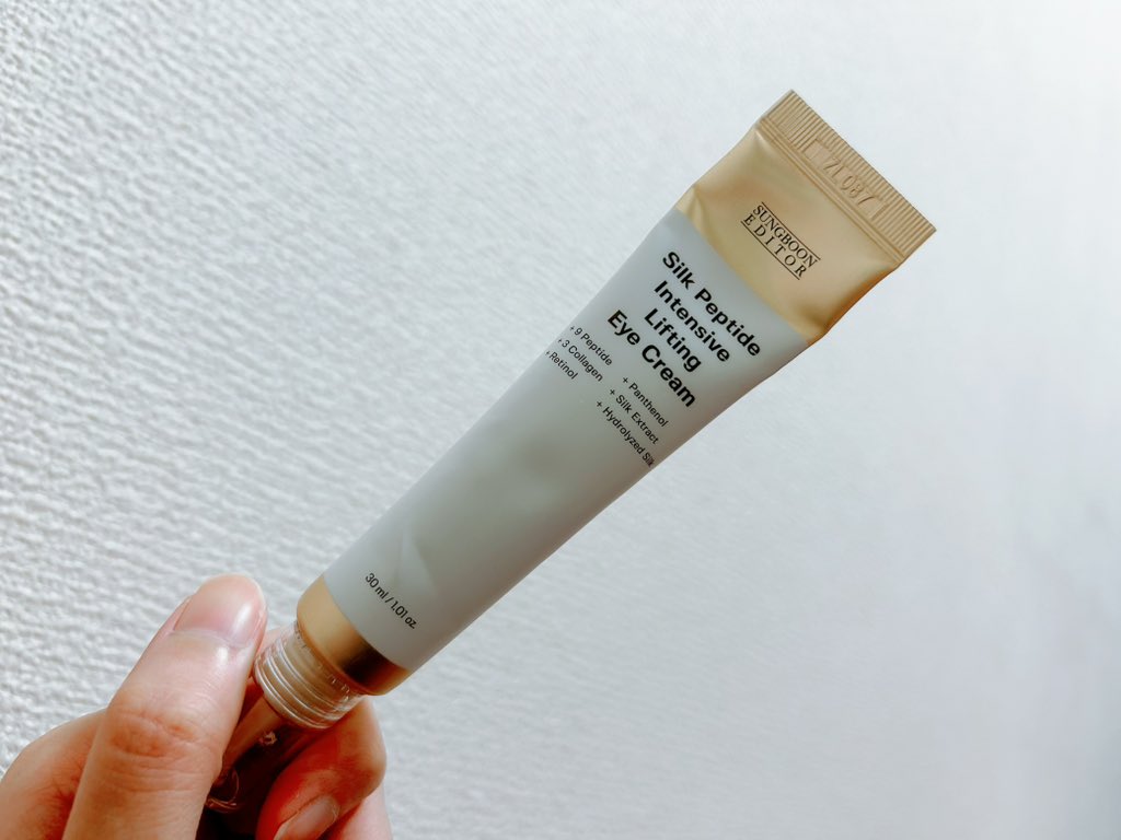 looq_loop's tweet image. 成分エディターは、むんぱわ🌙で知ってから今年はじめて使わせていただいたブランド！アンプルもいいけど、アイクリームもよくて毎日使ってます🙂‍↕️💖