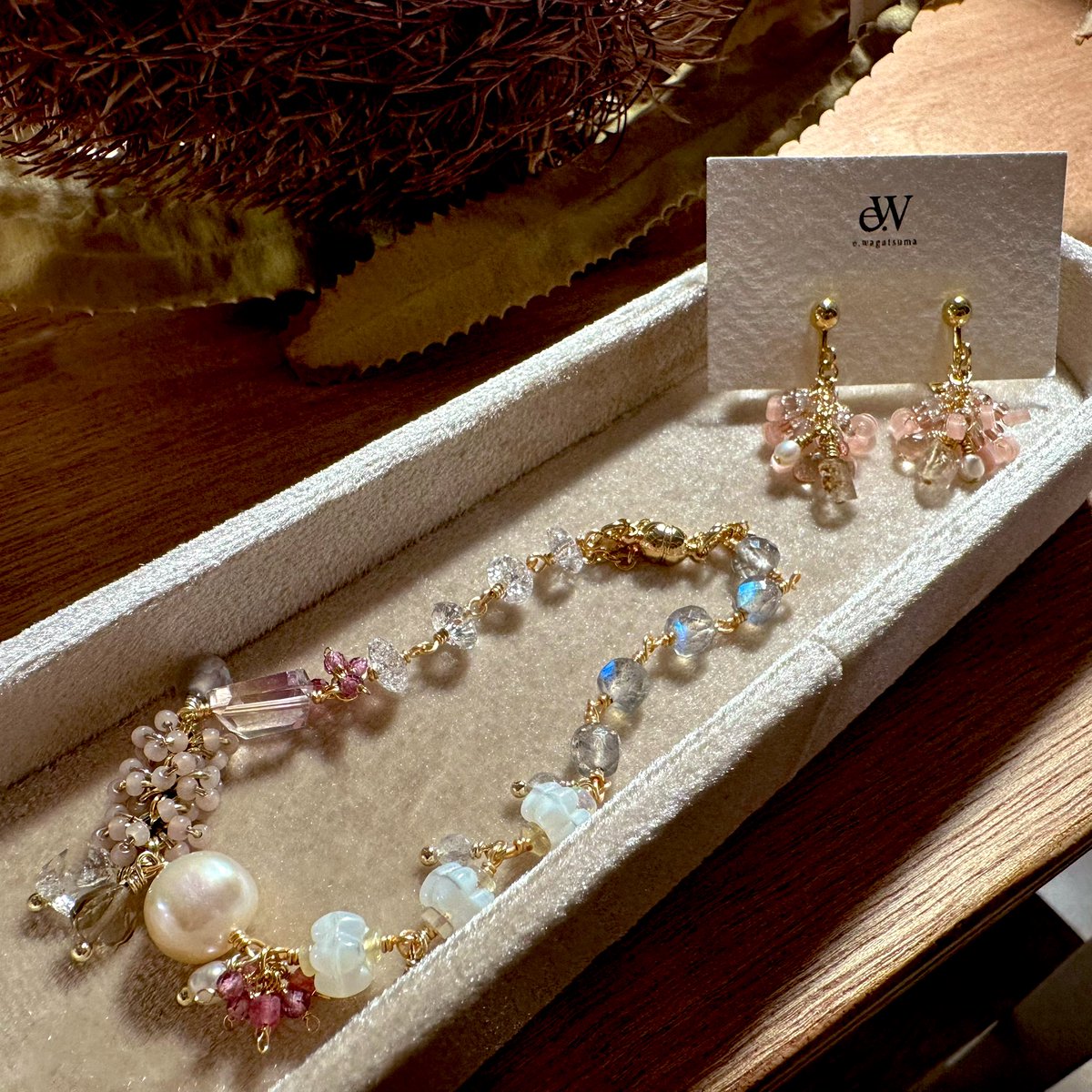 今年の出店納めのイベントはこちら💁‍♀️

明日地上は☃️みたいなのでチカホおいで🤗お通りの際はお立ち寄りください！

♦︎Select Market <a href="/SelectMarket13/">SelectMarket</a> 
❄️12月26日(金)・27(土)
⏳11:00〜18:00
📍札幌駅前地下歩行空間　憩いの空間9番出口そば