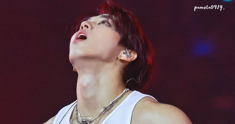 tleeminhex's tweet image. Gwnfje eu to.passando por umas barras pesadissimas