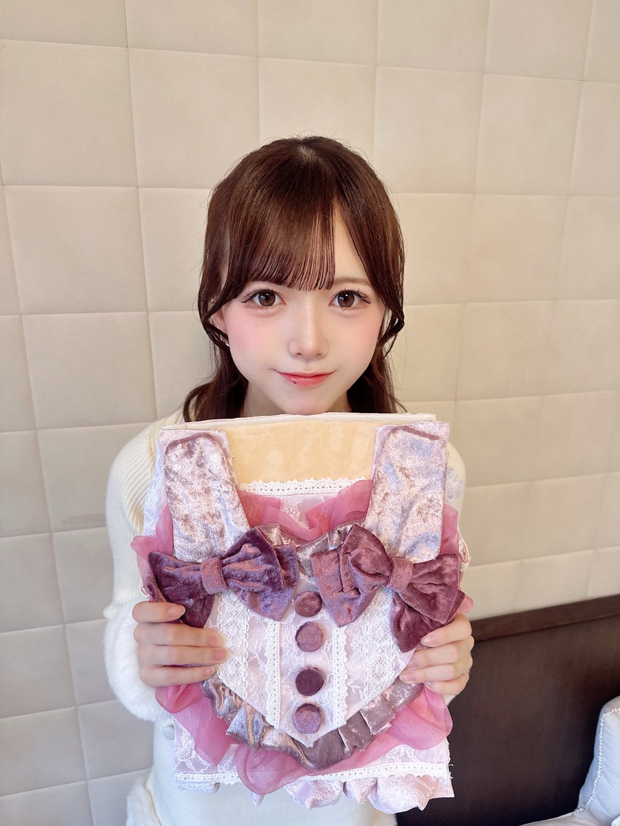 ❤noteさま❤EnergyWork❤❤✨ アルバム、お手紙、プレゼント 受け取りました.⋆𝜗𝜚 ほんとうに