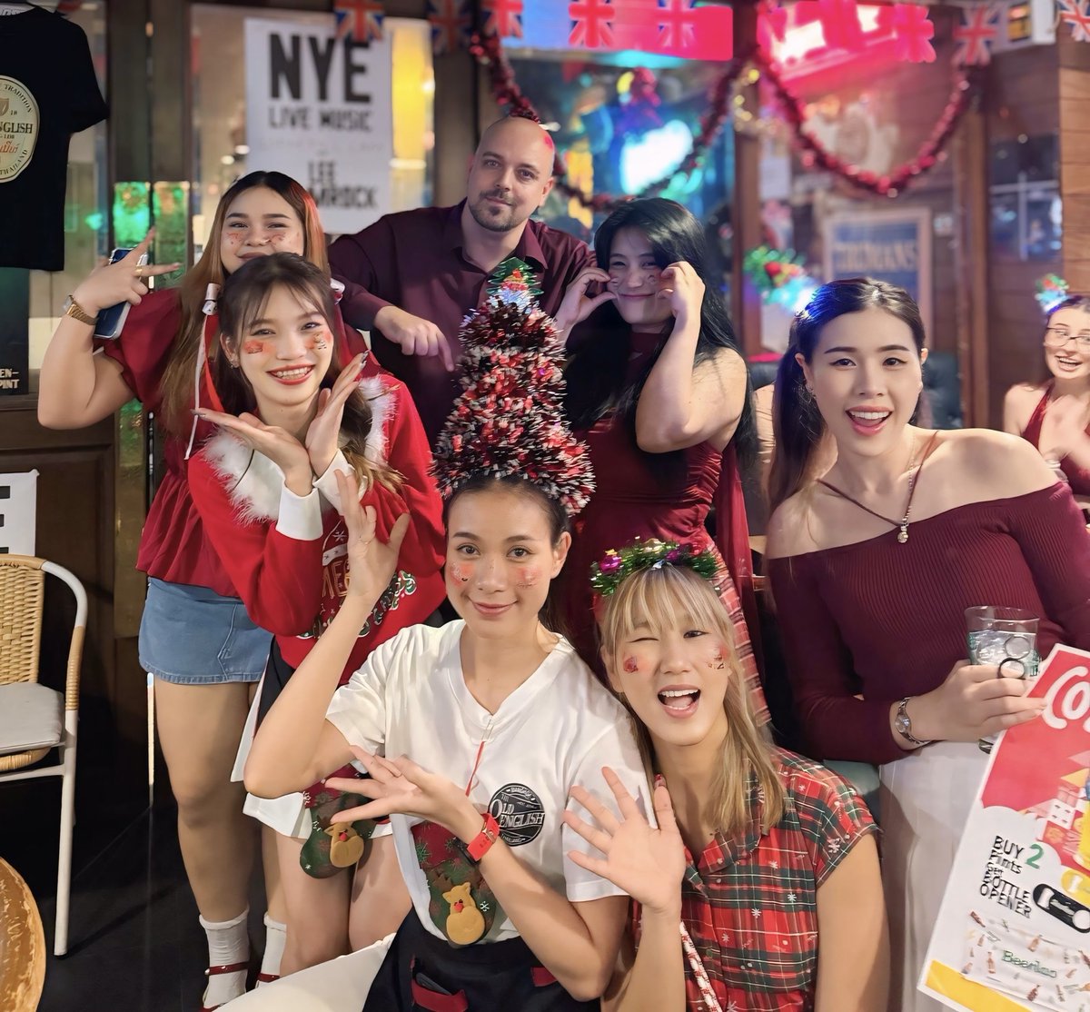 Huge thanks to the girls for keeping all us rapscallions fed and watered today.