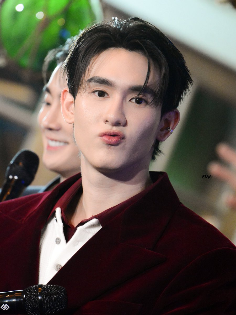 standbyj9's tweet photo. หม่ามี๊รักนู๋ ซานตาคิ้ว นลบ ของอุนแม่
น่าร้ากกกทิสุด

FORCEBOOK XMAS X SAMSUNG 
#SamsungPowerMallXForceBook

 #forcebook #ฟอสบุ๊ค  🎄
@kasibook #kasibook https://t.co/QZkPK9MkI9