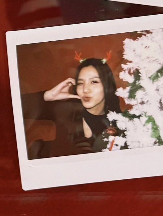 ohmluv_'s tweet image. MY ME AND THEE FAMILY 🤏🏼🥹🥹🤍 

#MeAndTheeSeries #PondPhuwin #WilliamEst #PerthSanta