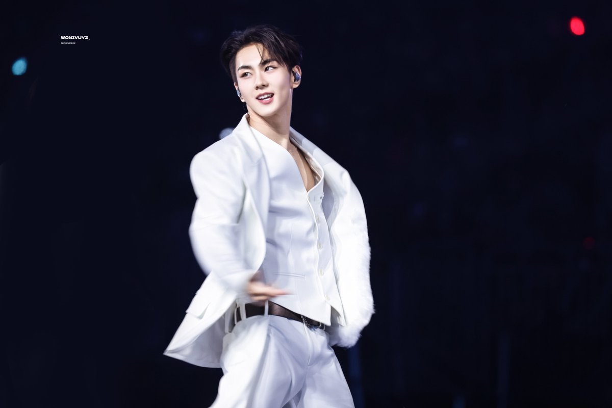 wonivuyz's tweet image. 251225 SBS 가요대전

#양정원 #정원 #JUNGWON 
#ENHYPEN #엔하이픈