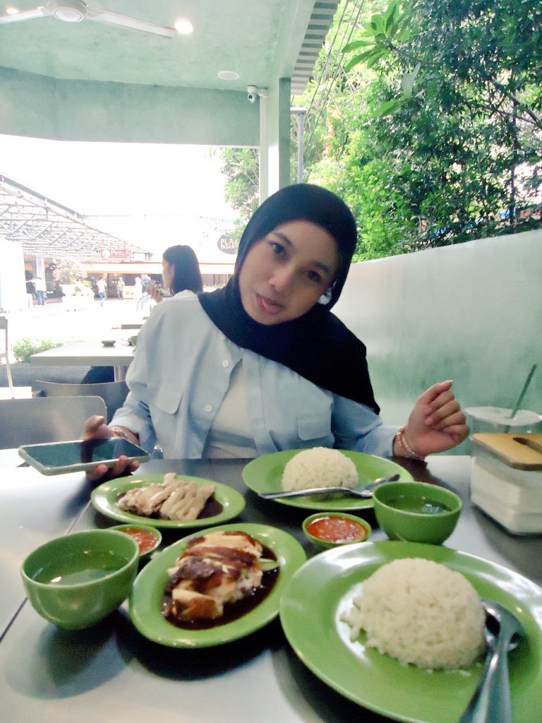 aayanin's tweet image. 😋