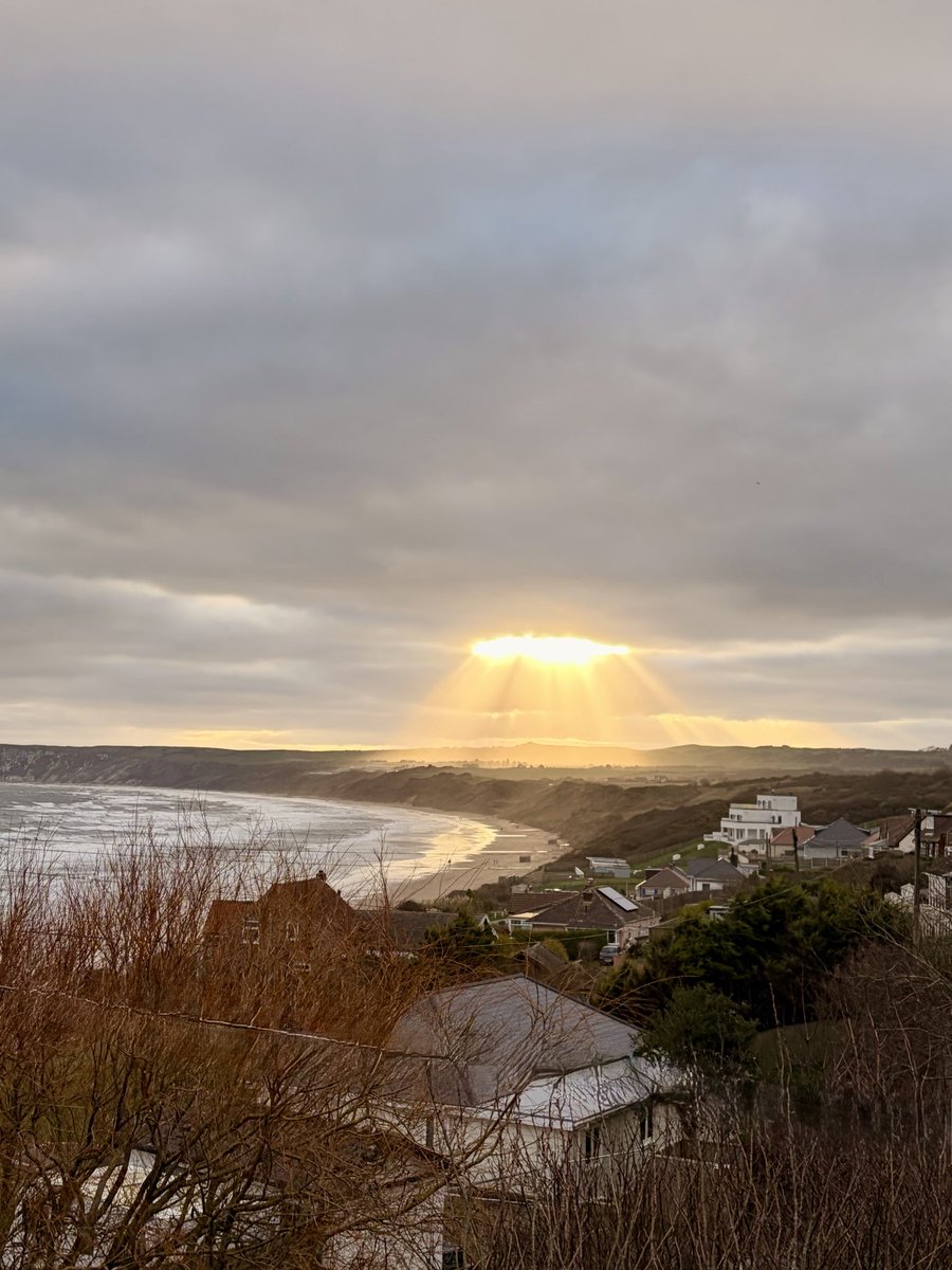 Filey Beach House tweet media