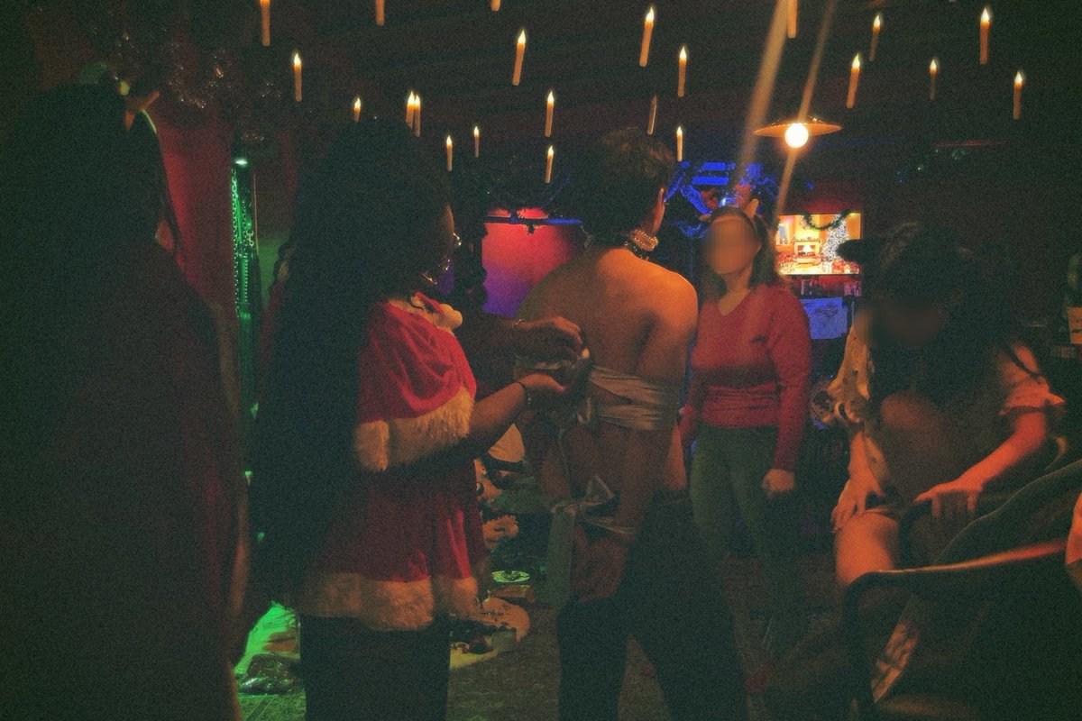 I enjoyed the satin ties more than I expected. Maybe I need more colors...