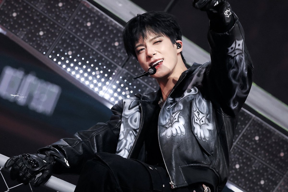 TASOGARE_0423's tweet photo. 251225 가요대전
🥲
#제노 #JENO #NCTDREAM #NCT https://t.co/KxCfVzlvTU