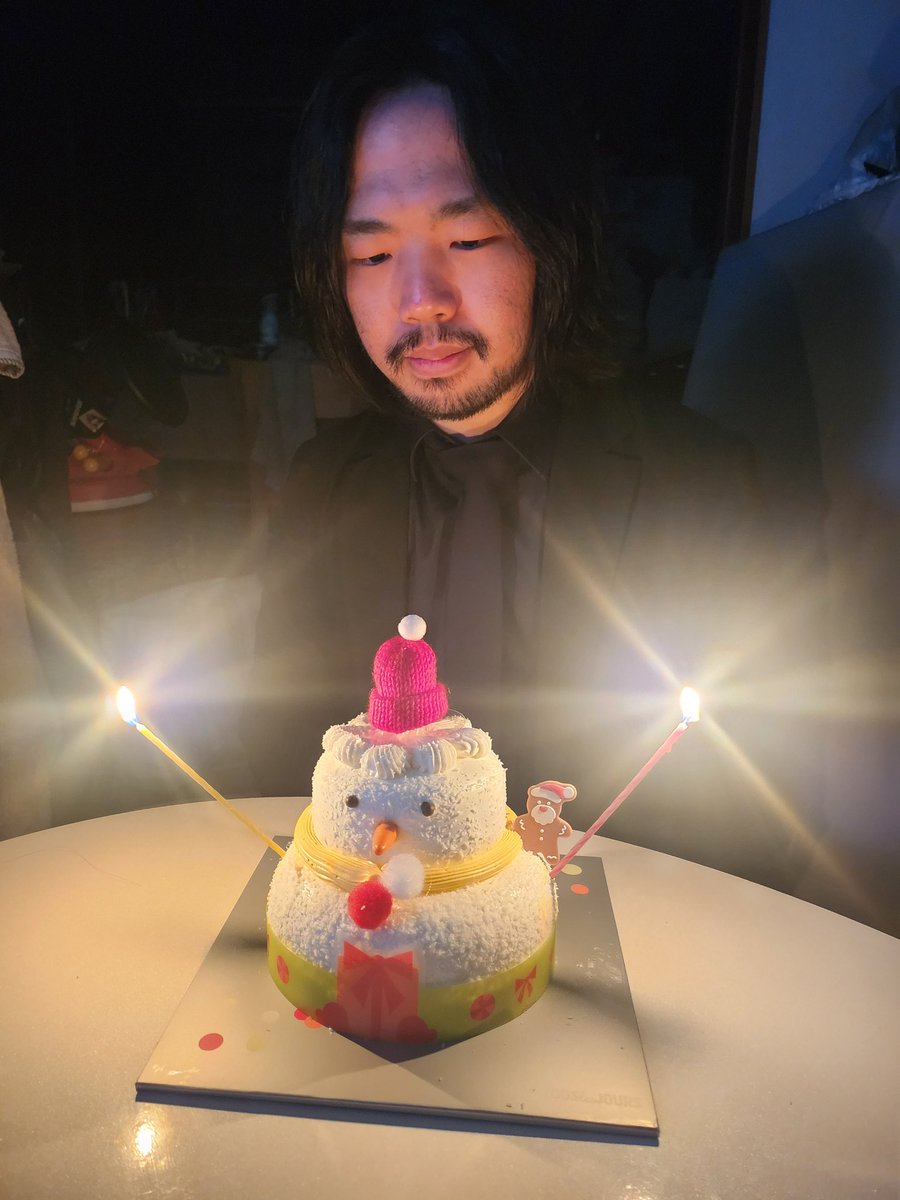 Jun_wick_'s tweet photo. 메리..크리스마스... https://t.co/lxHu1aUAw5