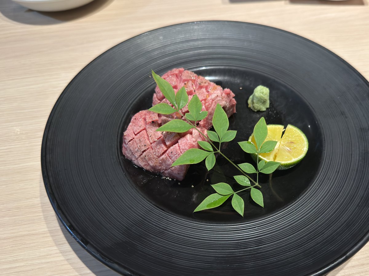 ゆりな tweet media