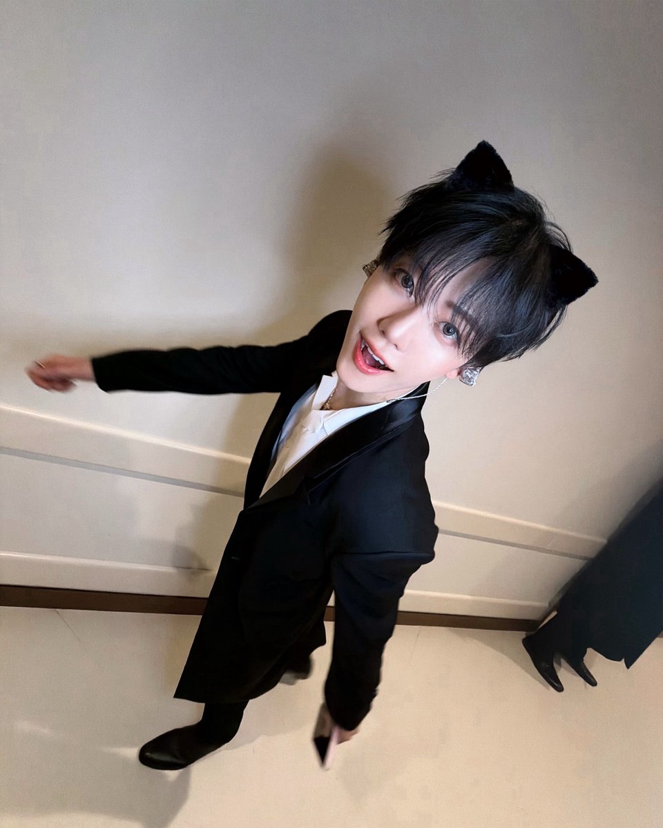 fallinkmm's tweet image. 🐈‍⬛💨