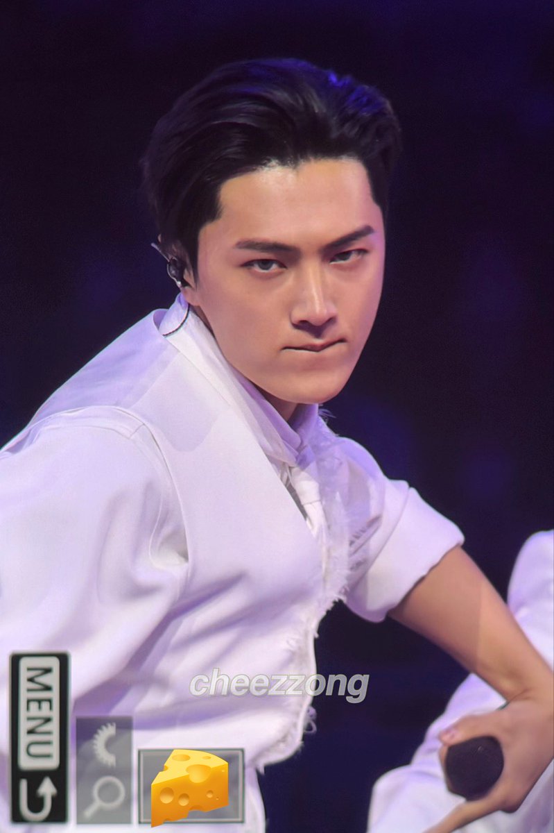 02byjay's tweet photo. BROOOOOOOO??? THAT SHARP EYES????? https://t.co/kG5ufl9hjM