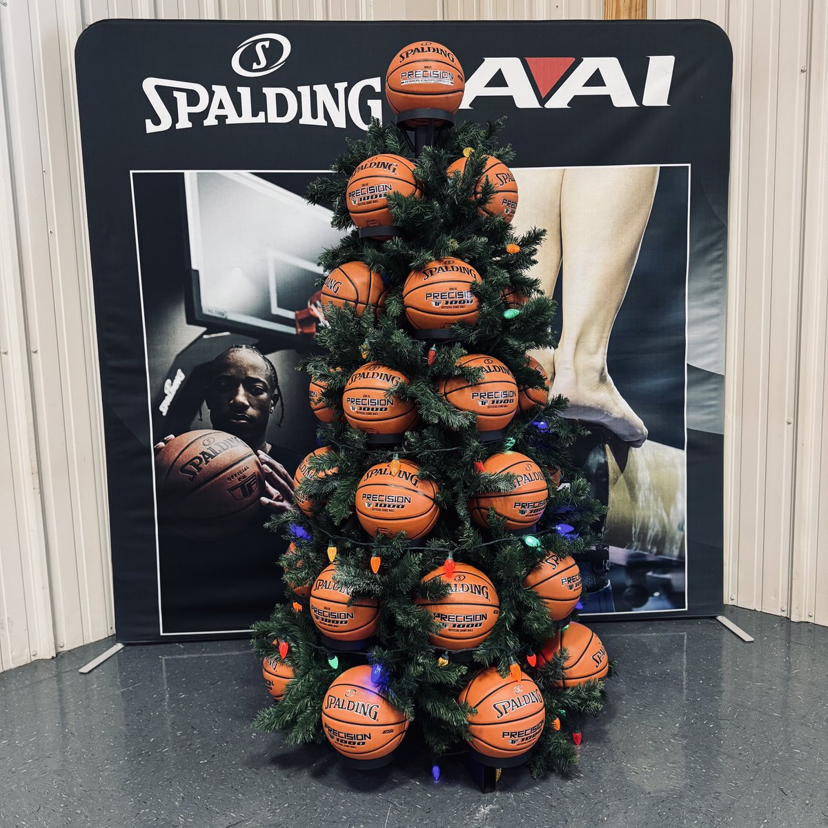 Spalding Equipment tweet media