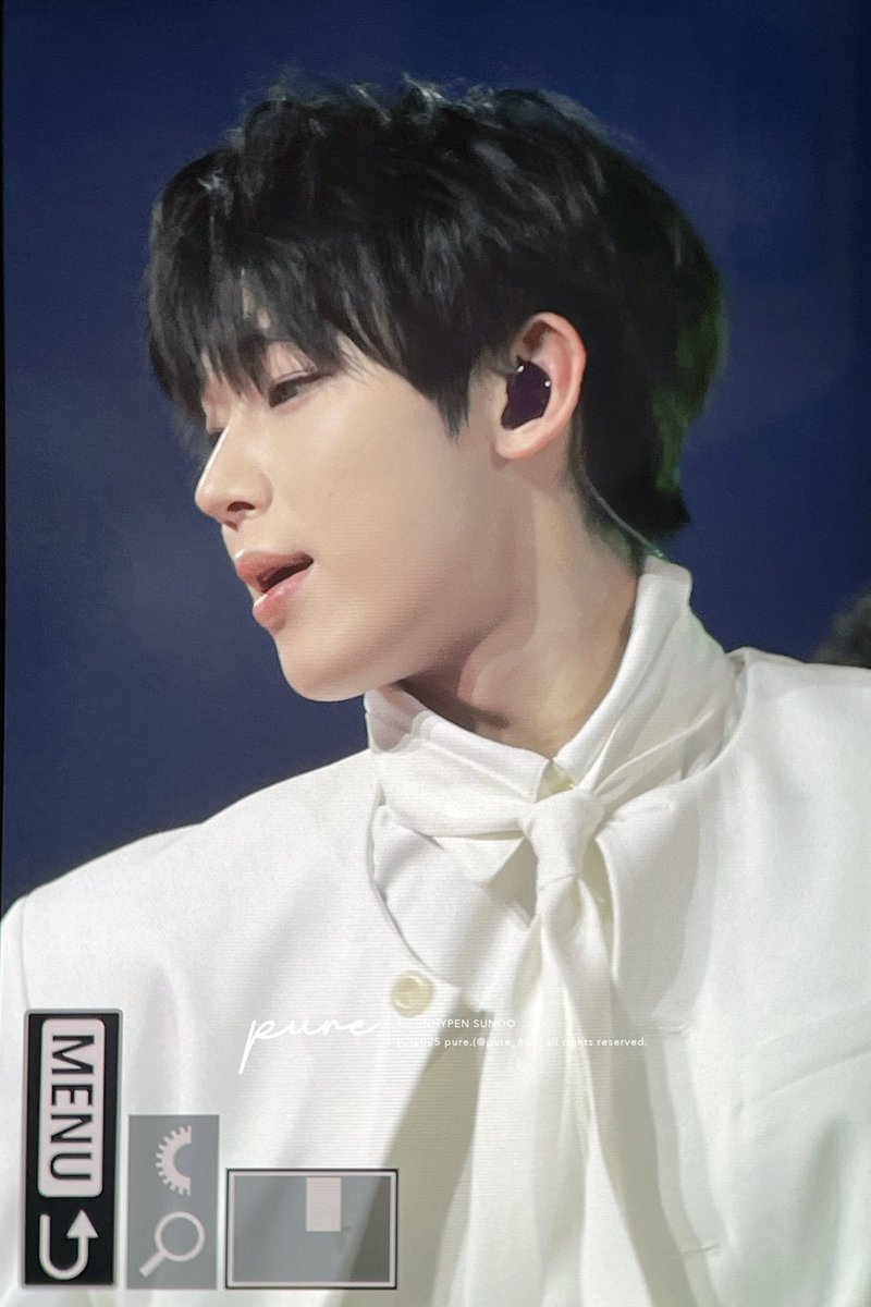 pure_624's tweet photo. 251225 SBS 가요대전

#선우 #SUNOO
#엔하이픈 #ENHYPEN https://t.co/oVPQPSSLhL