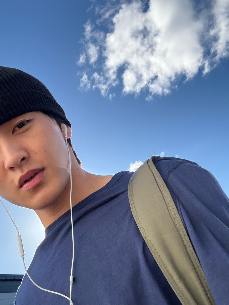 cry4lmk's tweet image. sky mark after a long time 🫶🏻☁️