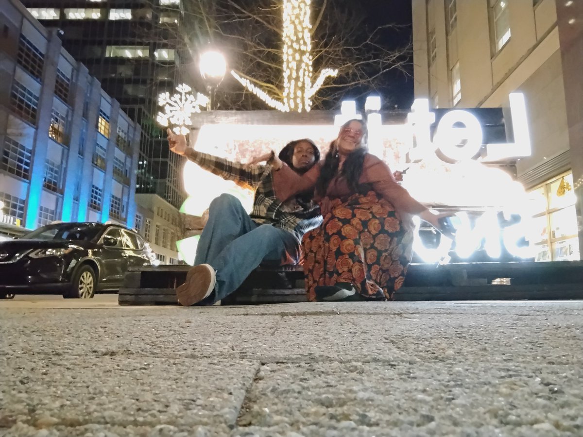 BugzySuprano's tweet image. Merry Crimas