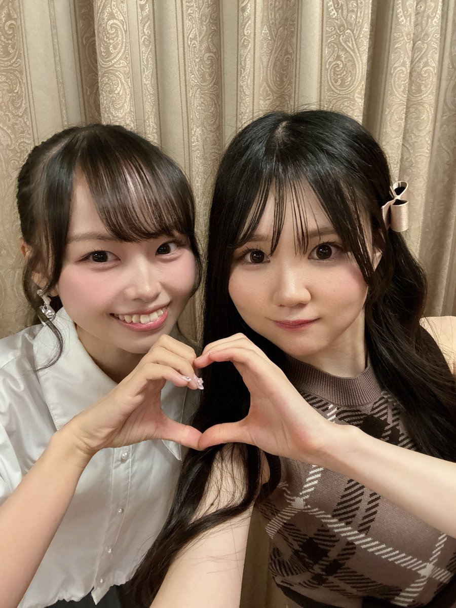 NMB48 10期研究生　内田愛彩　チューストライク 直筆 NMB48 10期研究生 内田愛彩 チューストライク 直筆 NMB48 内田愛彩